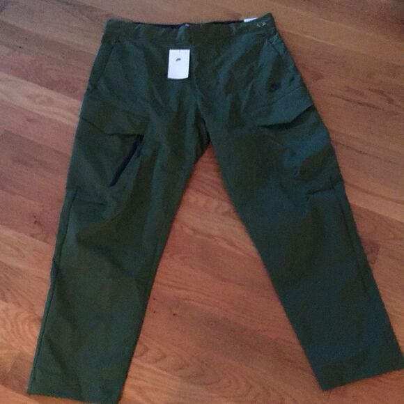 NWT $120 Nike cargo jogger casual pants w/pockets army green size L 36 regular - Picture 1 of 11